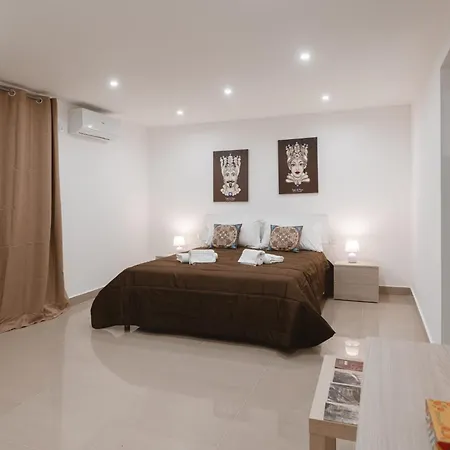 Dimora Del Moro Apartment *